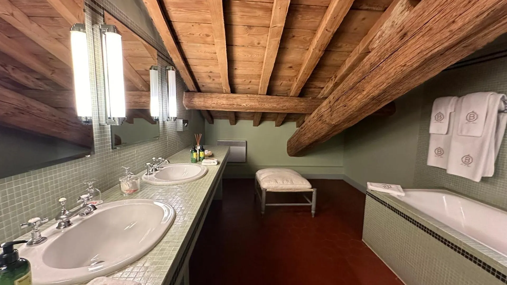 Le Mas De Peint - Hotel Et Restaurant Arles 5*,  France