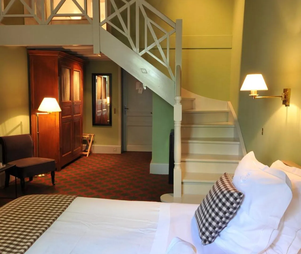 Le Mas De Peint - Hotel Et Restaurant Arles