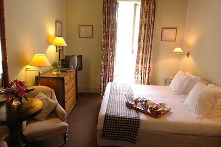 Le Mas De Peint - Hotel Et Restaurant Arles