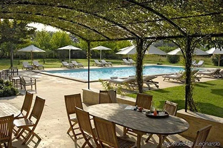 Le Mas De Peint - Hotel Et Restaurant Arles 5*,  France