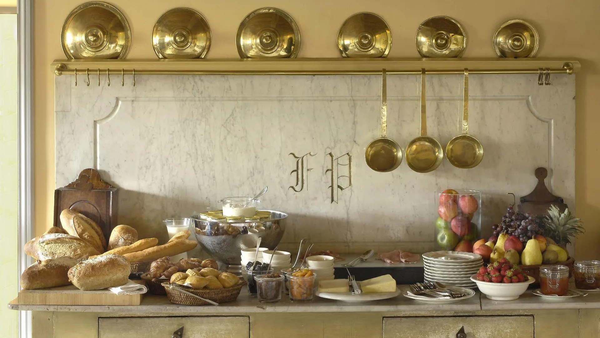 Le Mas De Peint - Hotel Et Restaurant Arles France