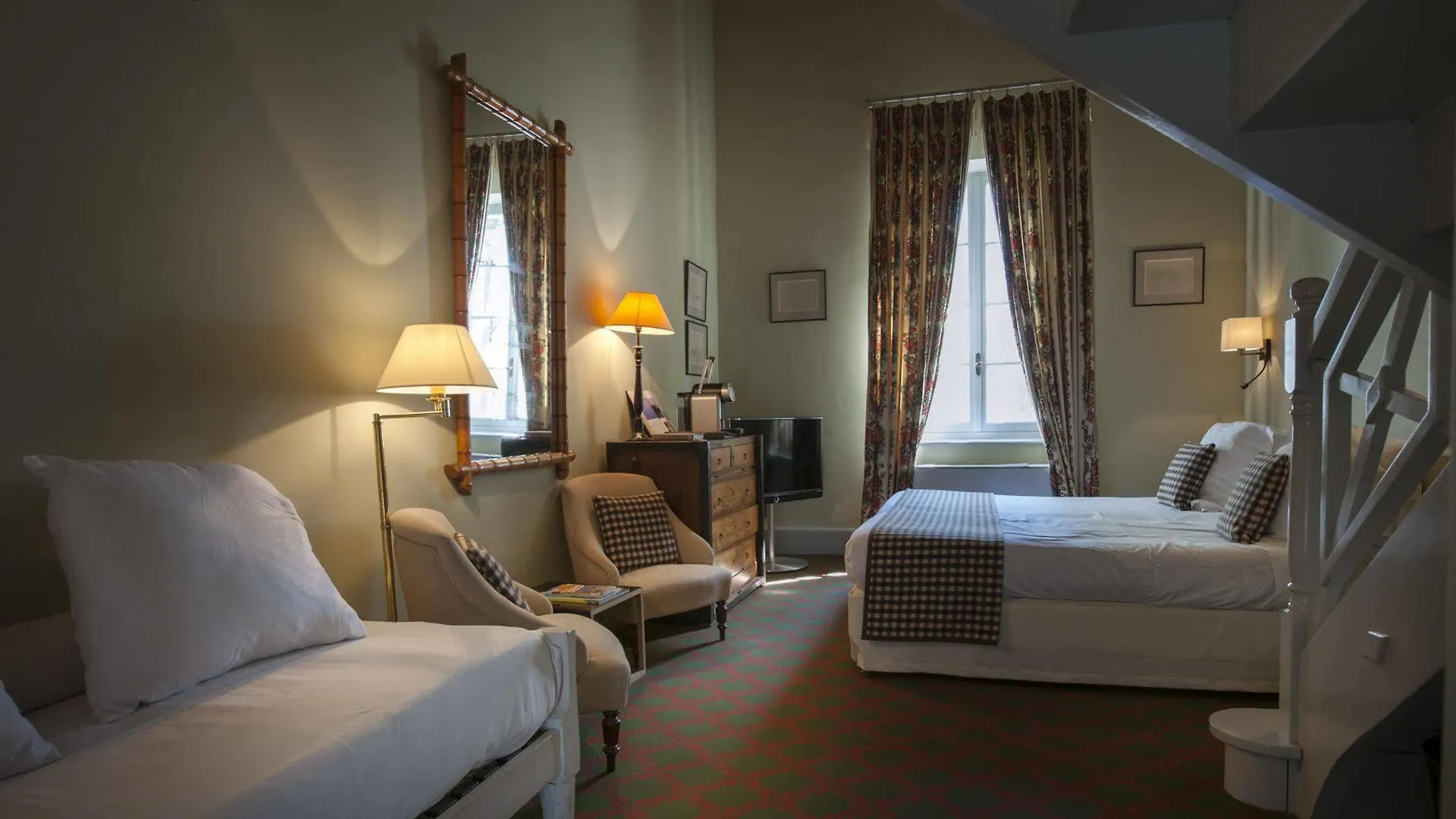 Le Mas De Peint - Hotel Et Restaurant Arles